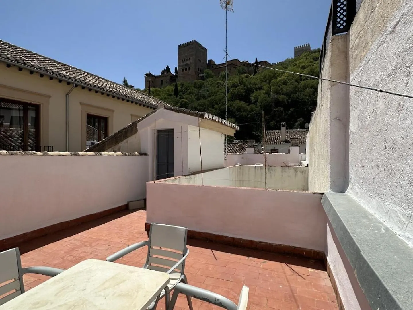 Alhambra Suite Granada 0*,  Spain